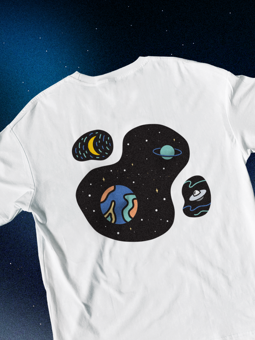 Out of this world 🌌 T-Shirt