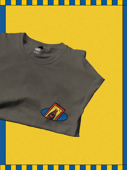 Eat-k-ah Hotdog 🌭 T-Shirt: Ash Grey